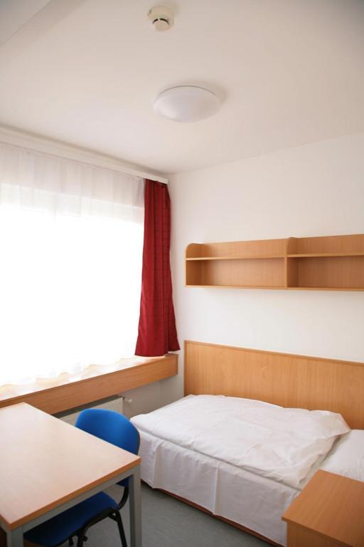 Imola Hostel Έγκερ Δωμάτιο φωτογραφία