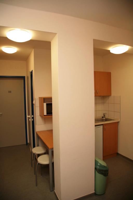 Imola Hostel Έγκερ Δωμάτιο φωτογραφία